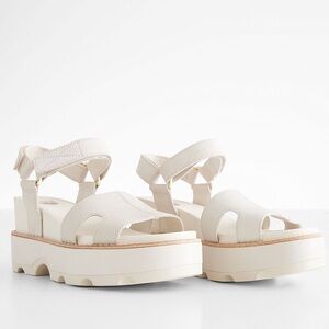 Women’s SOREL Joanie IV wedge chunky leather sandals- Size 5